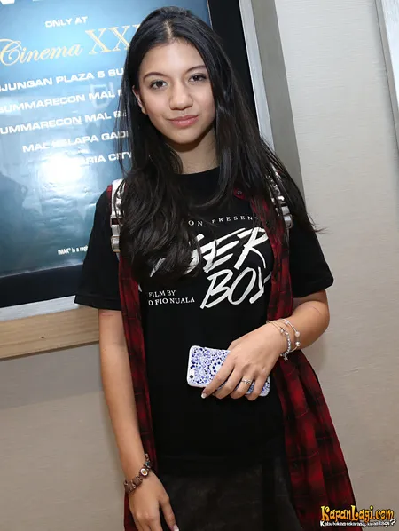 Foto Cassandra Sheryl Lee