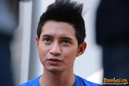 Foto Chand Kelvin