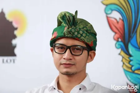 Foto Chand Kelvin