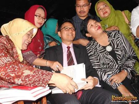 Foto Charles Bonar Sirait