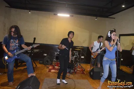 Foto Cheverly Amalia