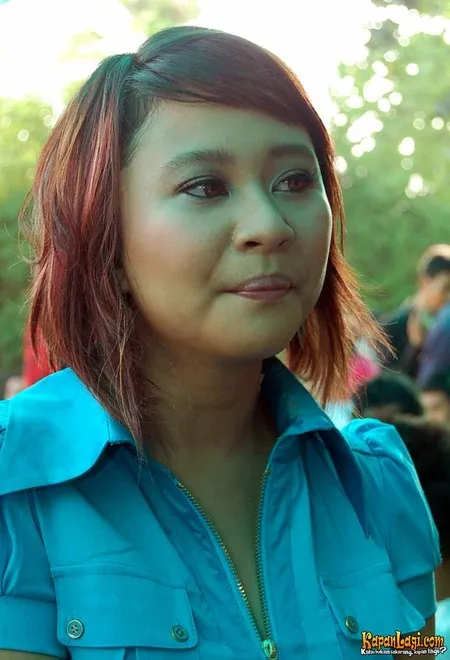 Foto Chikita Meidy