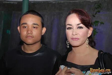 Foto Chintami Atmanegara