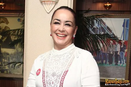 Foto Chintami Atmanegara