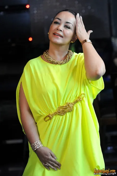 Foto Chintami Atmanegara