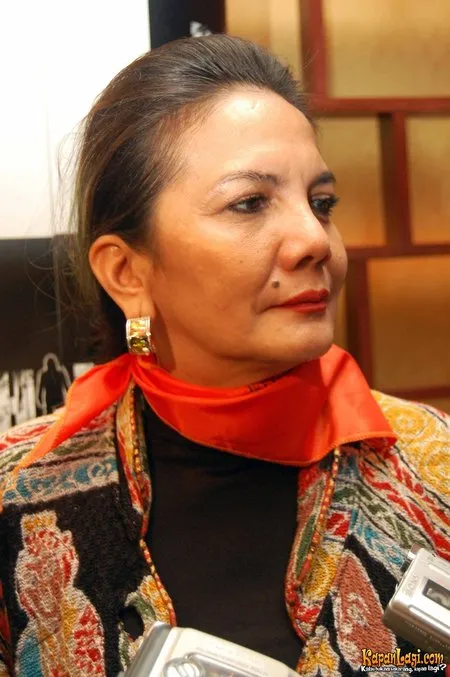 Foto Christine Hakim