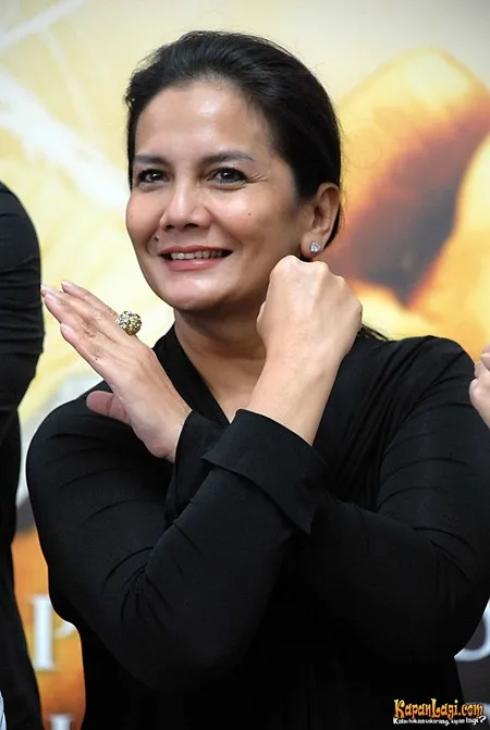 Foto Christine Hakim