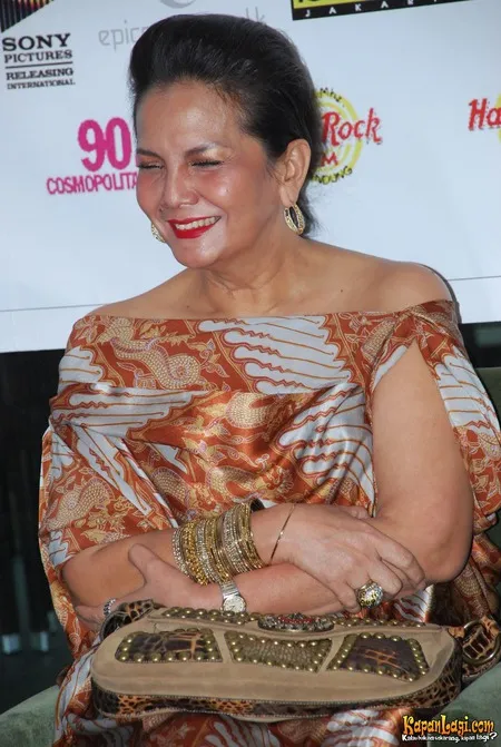 Foto Christine Hakim