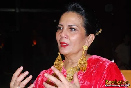 Foto Christine Hakim