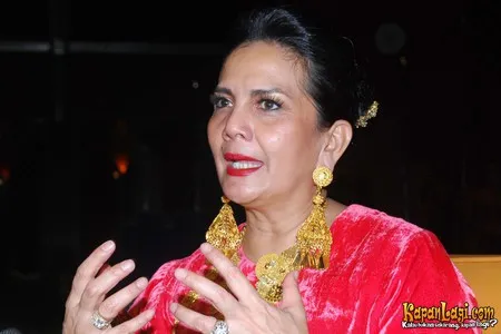 Foto Christine Hakim