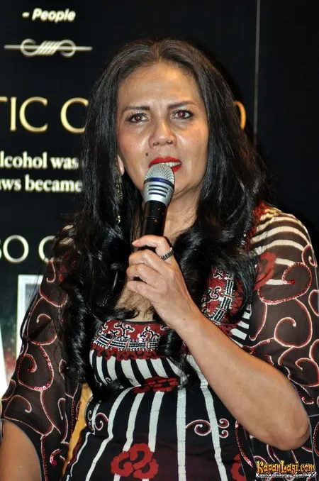 Foto Christine Hakim