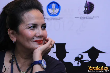 Foto Christine Hakim