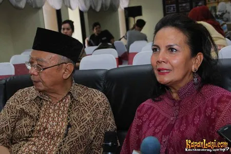 Foto Christine Hakim