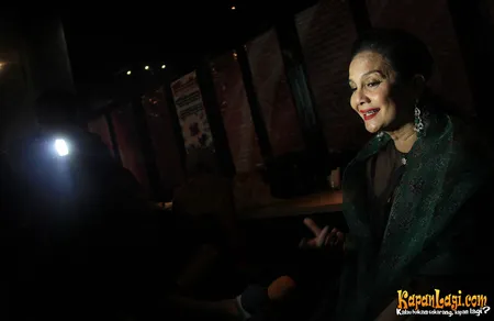 Foto Christine Hakim