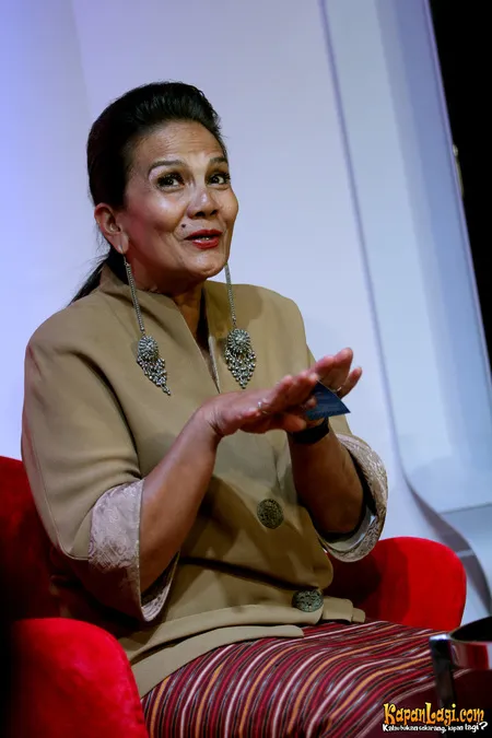 Foto Christine Hakim