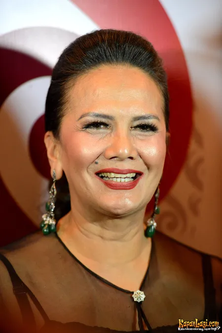 Foto Christine Hakim