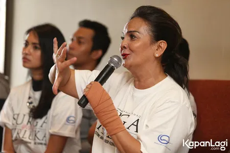 Foto Christine Hakim