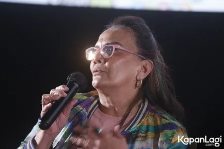 Foto Christine Hakim