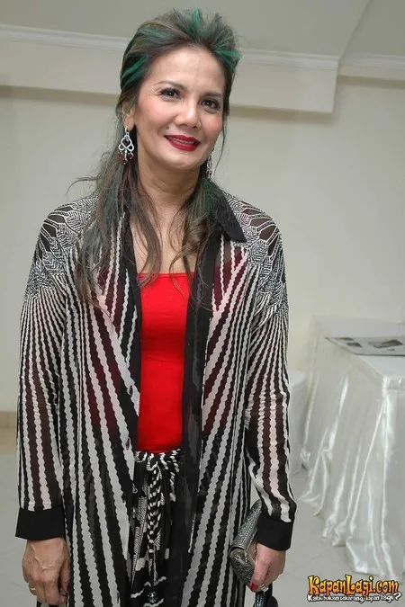 Foto Christine Hakim