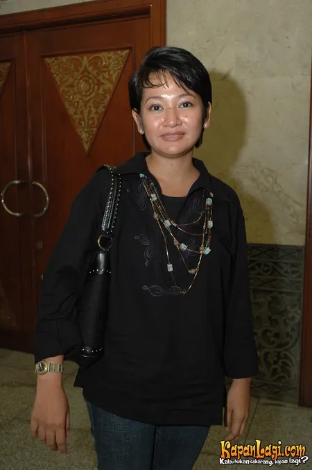 Foto Cicha Koeswoyo