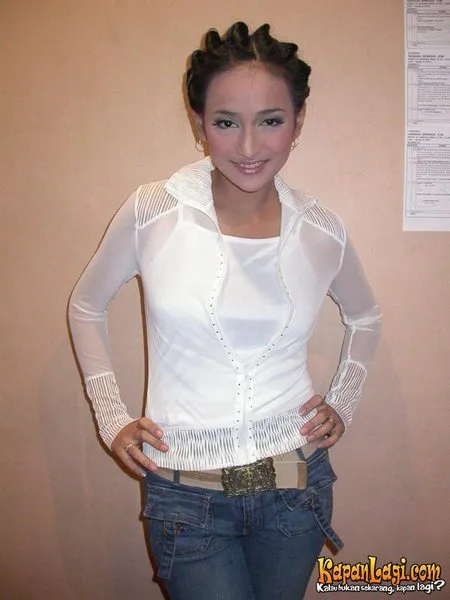 Foto Cindy Fatika Sari