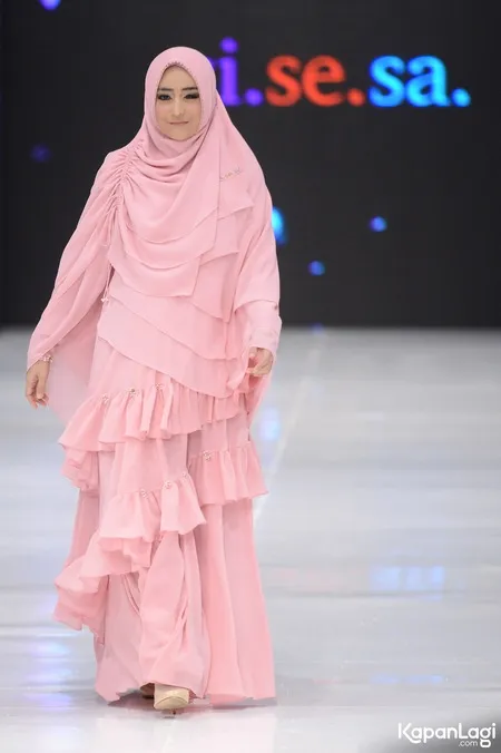 Foto Cindy Fatika Sari