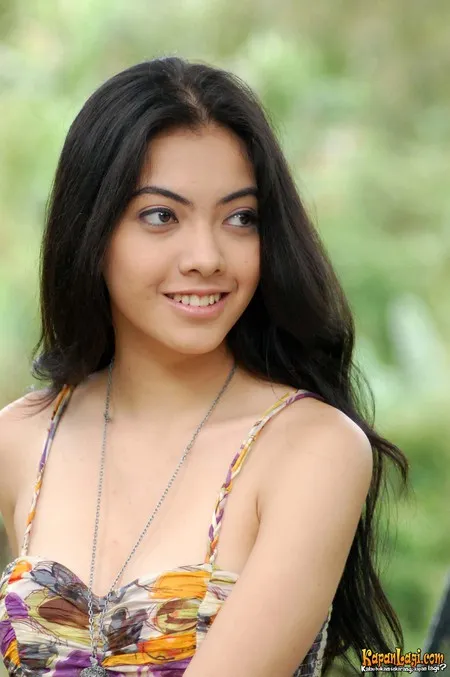 Foto Cinta Dewi