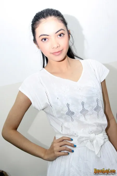 Foto Cinta Dewi