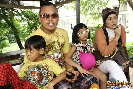 Foto Cinta Kuya
