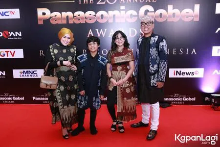 Foto Cinta Kuya