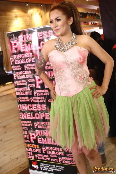 Foto Cinta Penelope
