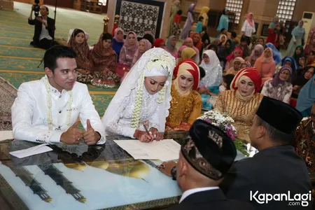 Foto Cinta Ratu Nansya