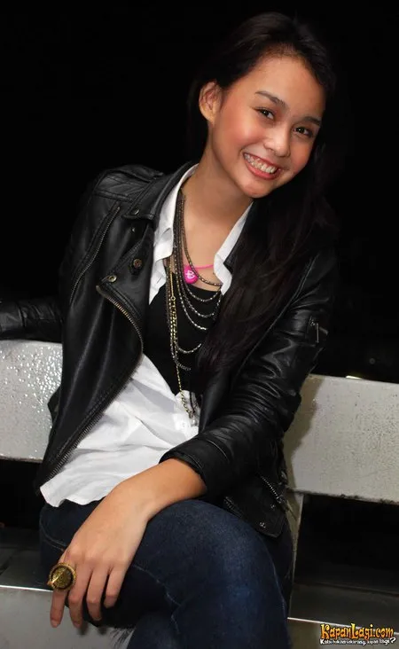 Foto Conchita Caroline