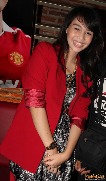 Foto Conchita Caroline