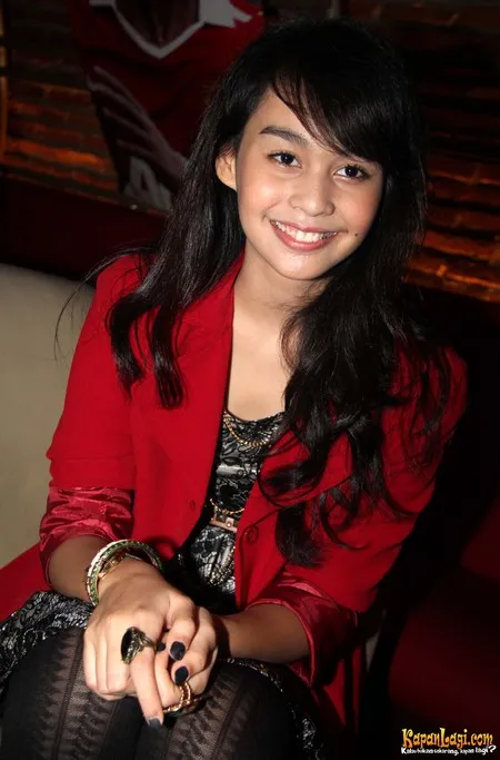 Foto Conchita Caroline