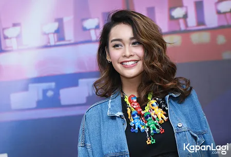 Foto Conchita Caroline