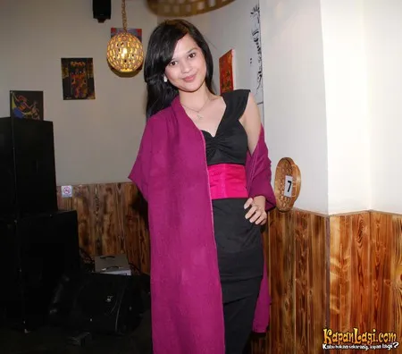 Foto Cut Meyriska
