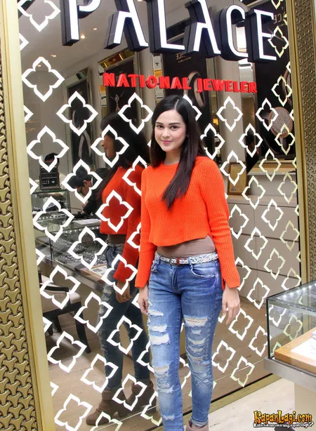 Foto Cut Meyriska