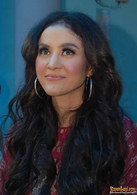 Foto Cynthiara Alona