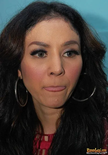 Foto Cynthiara Alona