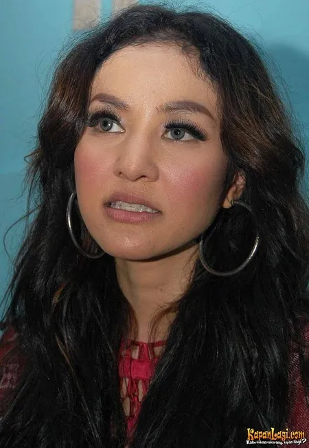 Foto Cynthiara Alona