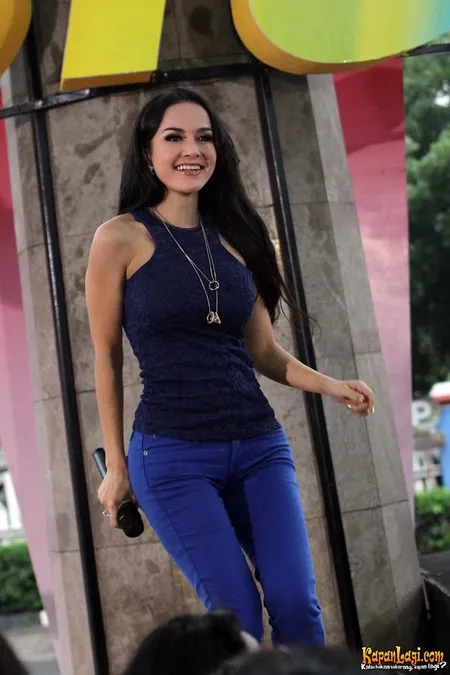 Foto Cynthiara Alona