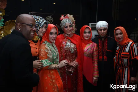 Foto Cynthiara Alona