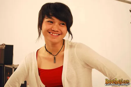 Foto Dara The Virgin