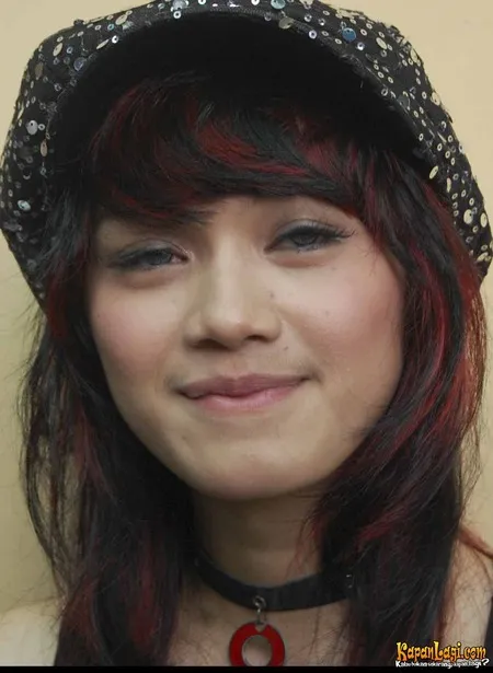 Foto Dara The Virgin