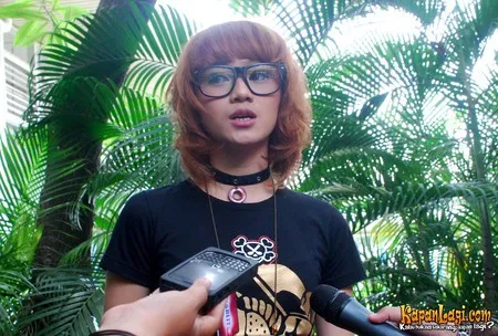 Foto Dara The Virgin