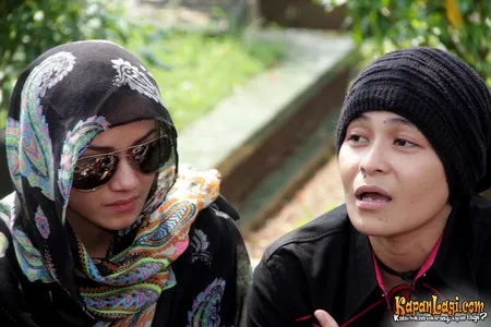 Foto Dara The Virgin