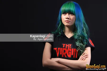 Foto Dara The Virgin