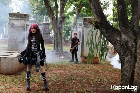 Foto Dara The Virgin