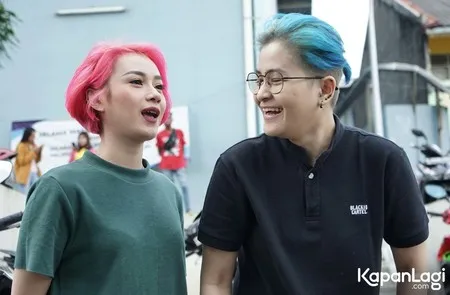 Foto Dara The Virgin